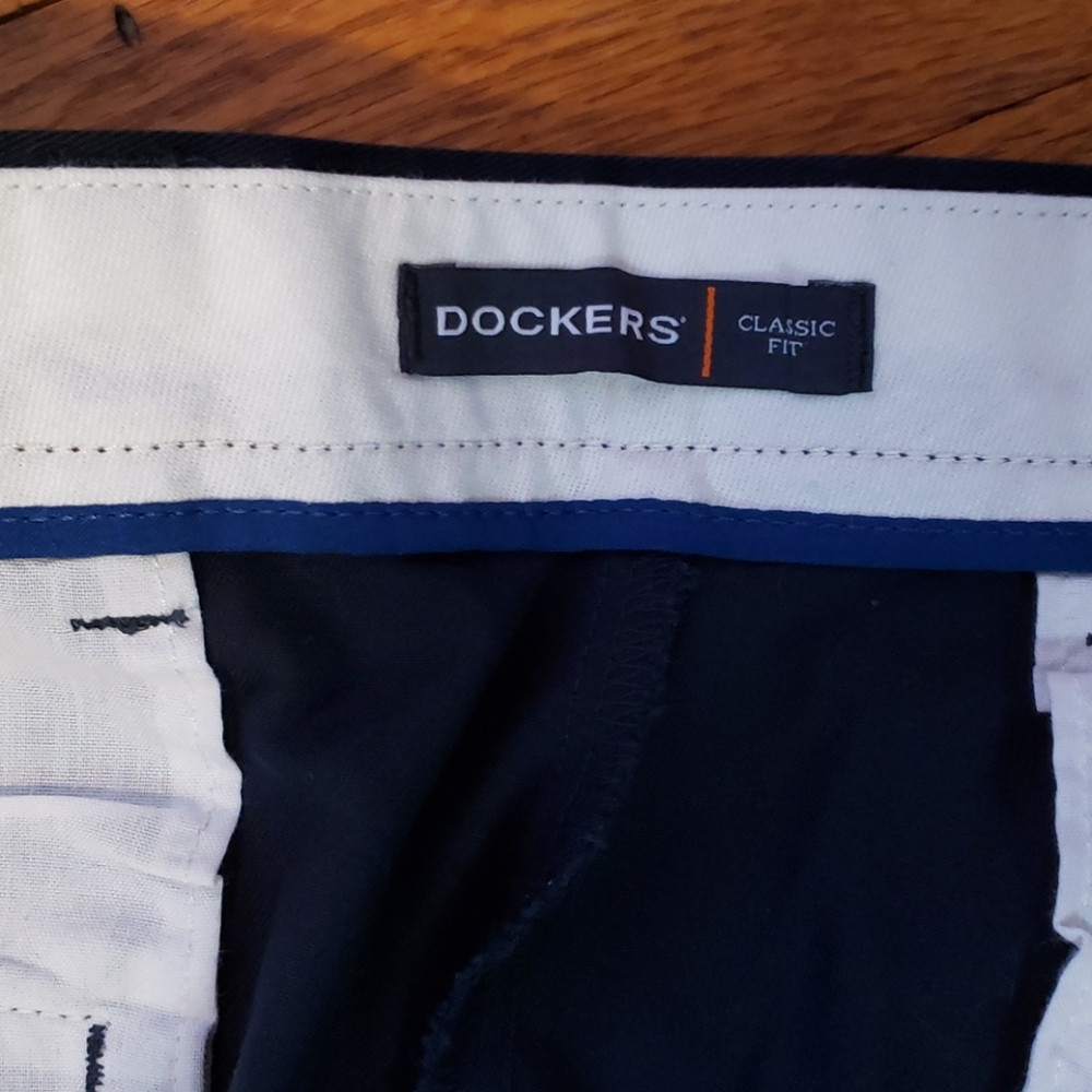🏷 5 for $20 Bundle of men's pants - Picture 3 of 5
